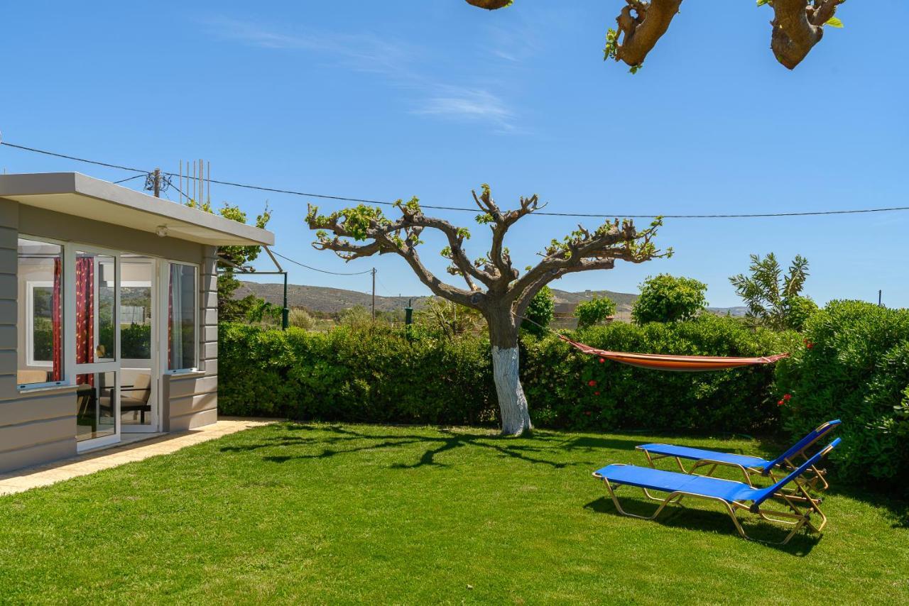 Petrakis Afrathias Garden House Villa Kalamaki  Eksteriør billede