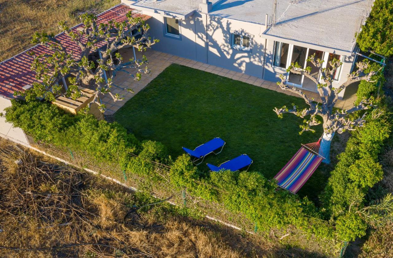 Petrakis Afrathias Garden House Villa Kalamaki  Eksteriør billede