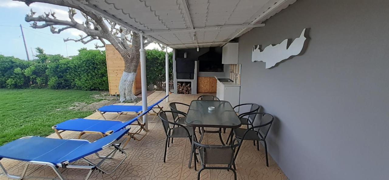 Petrakis Afrathias Garden House Villa Kalamaki  Eksteriør billede